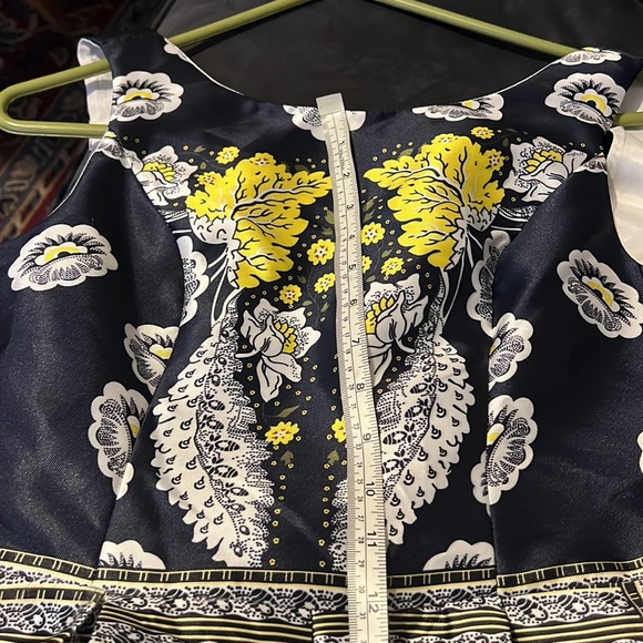 Beautiful Sundress - Picture 6 of 6